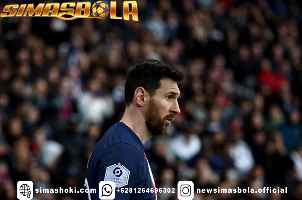 Lionel Messi ketahuan lebih memilih untuk menonton konser Coldplay daripada menghadiri penghargaan Liga Prancis.