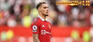 Dibandingkan 2 Legenda Man United, Antony Tak Layak dan Kalah Jauh