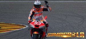 Tensi Tinggi Marc Marquez dan Honda: Bara dari Sachsenring Artikel ini telah tayang di Kompas.com dengan judul "Tensi Tinggi Marc Marquez dan Honda: Bara dari Sachsenring", Klik untuk baca: https://www.kompas.com/sports/read/2023/06/22/20323908/tensi-tinggi-marc-marquez-dan-honda-bara-dari-sachsenring?page=3. Penulis : Ervan Yudhi Tri Atmoko Editor : Ervan Yudhi Tri Atmoko Kompascom+ baca berita tanpa iklan: https://kmp.im/plus6 Download aplikasi: https://kmp.im/app6