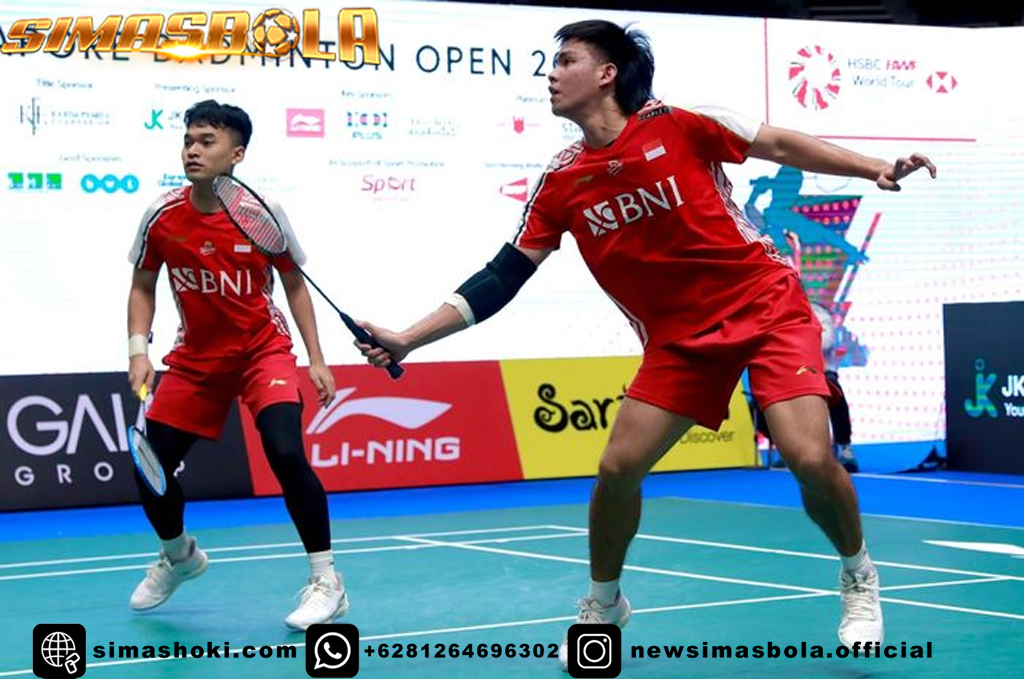 Kemenangan pertama akhirnya diraih wakil Indonesia pada babak kedua Singapore Open 2023 melalui ganda putra