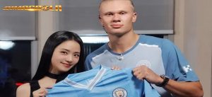 Viral Jisoo Blackpink Foto Bareng Erling Haaland Pamer Jersey Manchester City, Likes Tembus 2 Juta Lebih