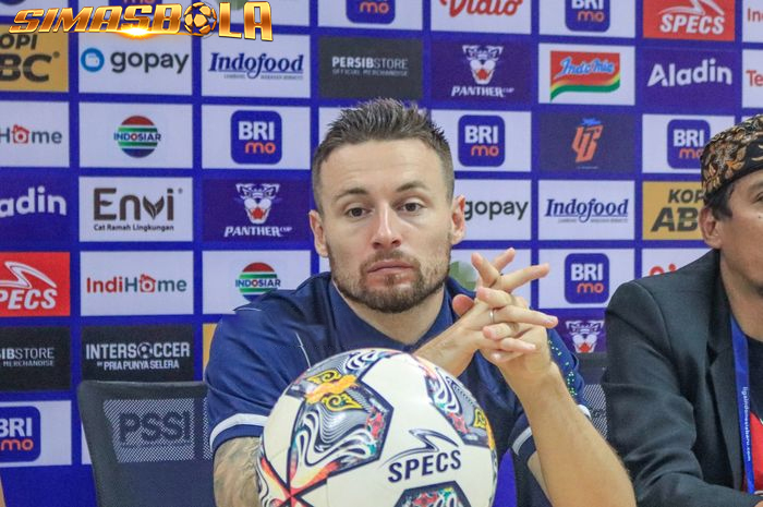 Persib Dianggap Beruntung Tak Kalah dari Arema FC, Marc Klok Lempar Janji ke Bobotoh