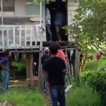 Duduk Perkara Warga di Palembang Saling Rusak Rumah, Polisi Ungkap Faktanya Polisi membuka fakta viralnya rumah warga di Palembang yang di rusak sejumlah pria.