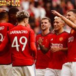 Sudah Selevel dengan Man City Karena sudah selevel dengan Manchester City, Manchester United bakal meraih banyak gelar pada musim ini.