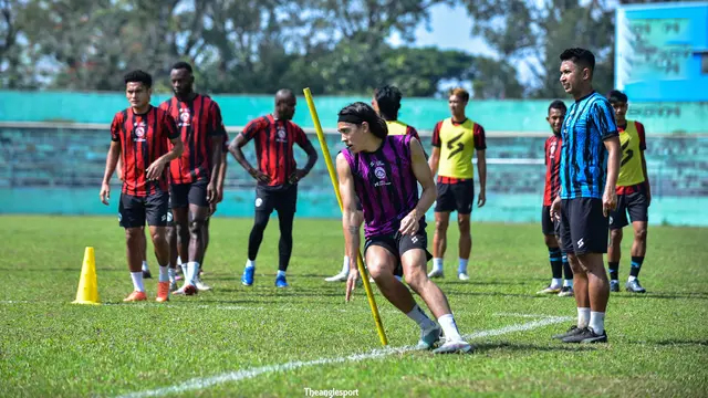 BRI Liga 1: Arema Bawa Skuad Lengkap ke Bali, Termasuk Para Asisten Pelatih Lokal