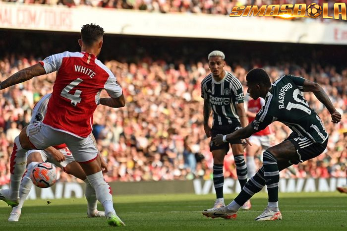 Bukti Emirates Stadium masih menjadi kuburan bagi Man United saat lagi-lagi Setan Merah di buat keok oleh Arsenal.