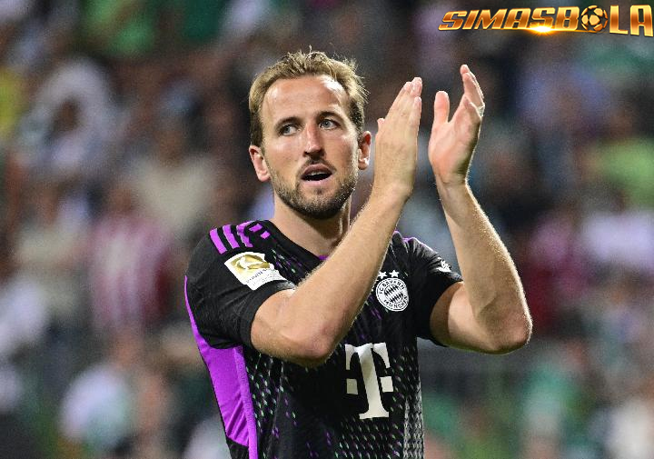 Harry Kane Enggan Di samakan dengan Benzema Striker Bayern Muenchen, Harry Kane, enggan di samakan dengan Karim Benzema karena masih