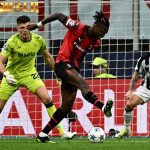 Rafael Leao Kesandung Rumput nyaris mencetak gol brilian dalam duel AC Milan vs Newcastle United di Liga Champions sebelum berubah