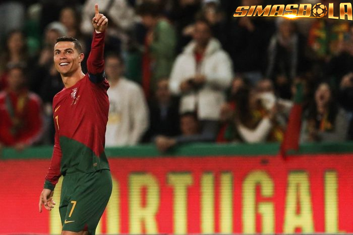 Pelatih Portugal sampai Di buat Geleng-Geleng Pelatih timnas Portugal, Roberto Martinez, sampai di buat geleng-geleng oleh sosok Cristiano