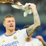 Man City Inginkan Toni Kroos Manchester City dikabarkan menginginkan jasa Toni Kroos. Namun, Pep Guardiola harus siap-siap gigit jari dengan