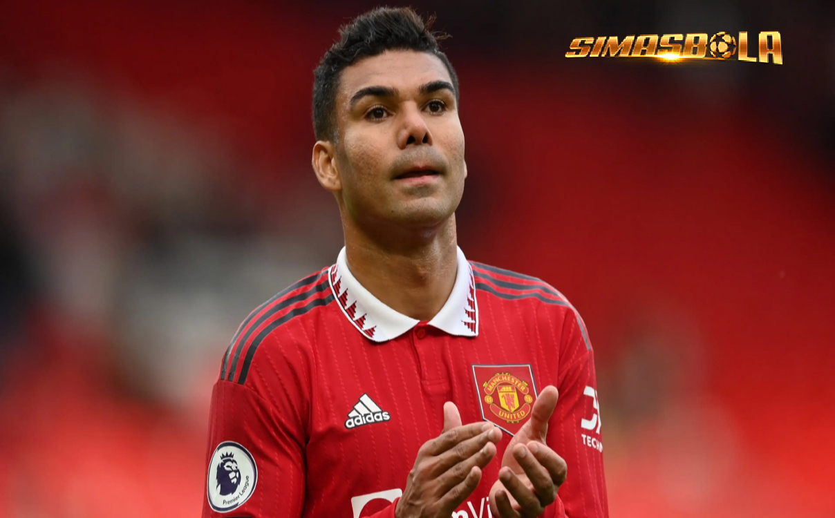 Fulham Vs Man United Casemiro, yang di juluki Antony sebagai anjing penjaga lini tengah, mengalami cedera hamstring.