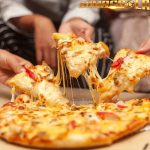 Wanita Ini Meninggal Dunia Wanita ini harus kehilangan nyawanya setelah makan pizza di salah satu restoran ternama.