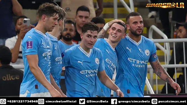 Phil Foden Tegaskan Man City Masih Lapar Trofi Juara