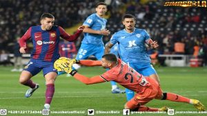 Kapten Barcelona, Sergi Roberto, menjadi pahlawan kemenangan El Barca atas tim juru kunci Liga Spanyol, Almeria.