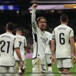 Modric Jangan Pindah Dulu Gelandang Real Madrid, Luka Modric, di minta tidak pindah karena warisan Karim Benzema bisa di langkahi.