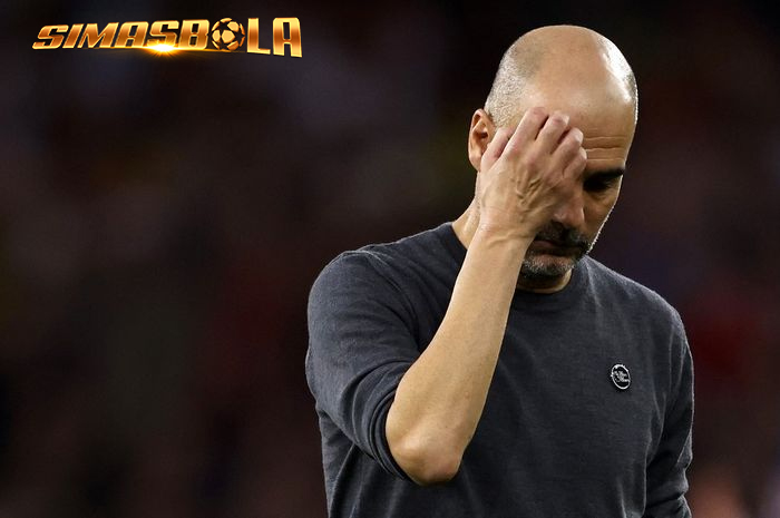 Pelatih Manchester City, Pep Guardiola, merespons dengan sinis ketika ditanya soal timnya yang berkali-kali tak mendapat penalti melawan