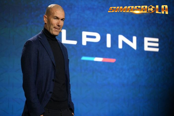 Mantan pelatih Real Madrid, Zinedine Zidan, ternyata mulai melunak dan menguntungkan klub berkat rumor Kylian Mbappe.