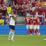 Inggris Main Amburadul Lawan Denmark di Euro 2024, Kane: Tanda Tim Bagus