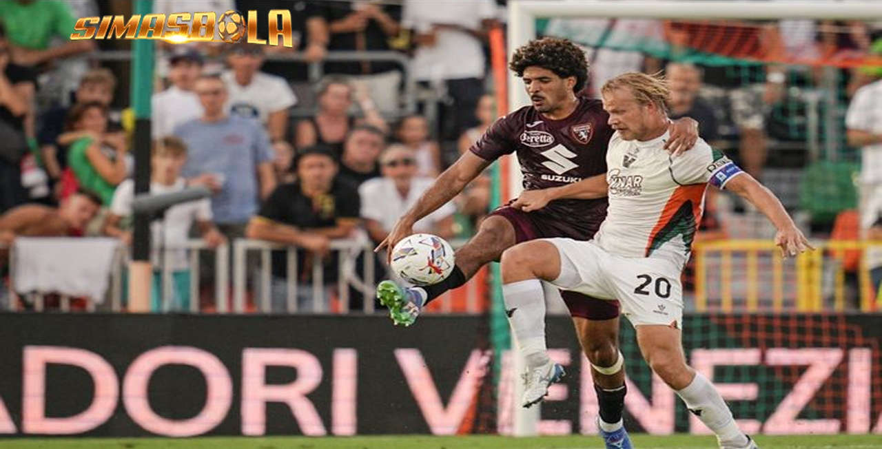 Hasil Liga Italia - Sapuan Krusial Jay Idzes Tak Berarti, Venezia Takluk dari Torino